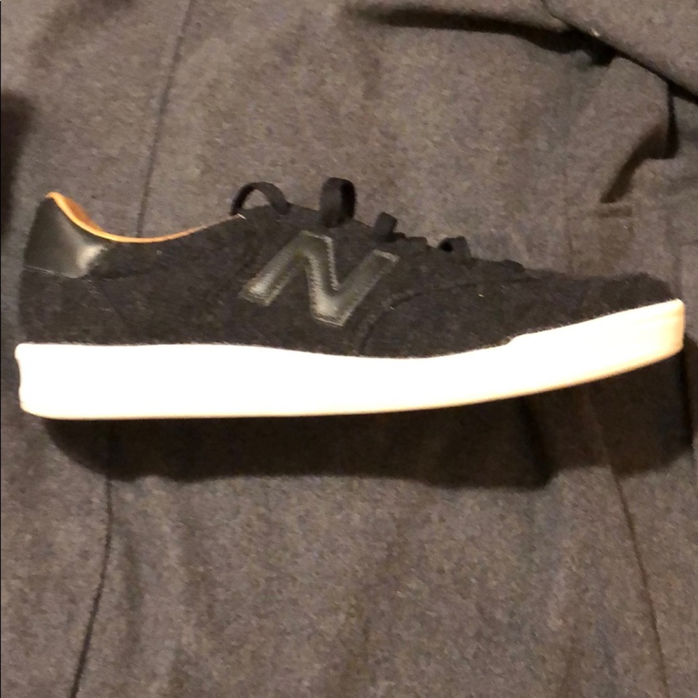 Men’s New Balance CRT 300EC size 13 sneakers wool
